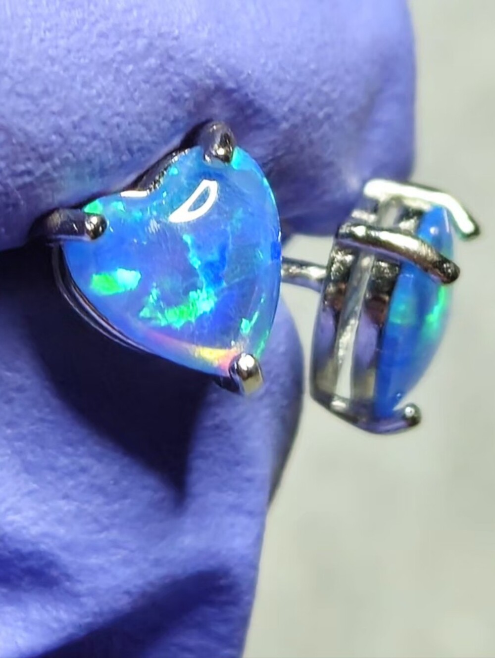NWOT Sterling Silver Blue Fire Opal Heart Stud Earrings 925